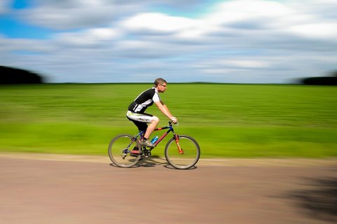 Banner: Radfahren-Bekleidung